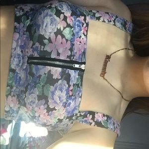 Small crock top forever 21 floral black